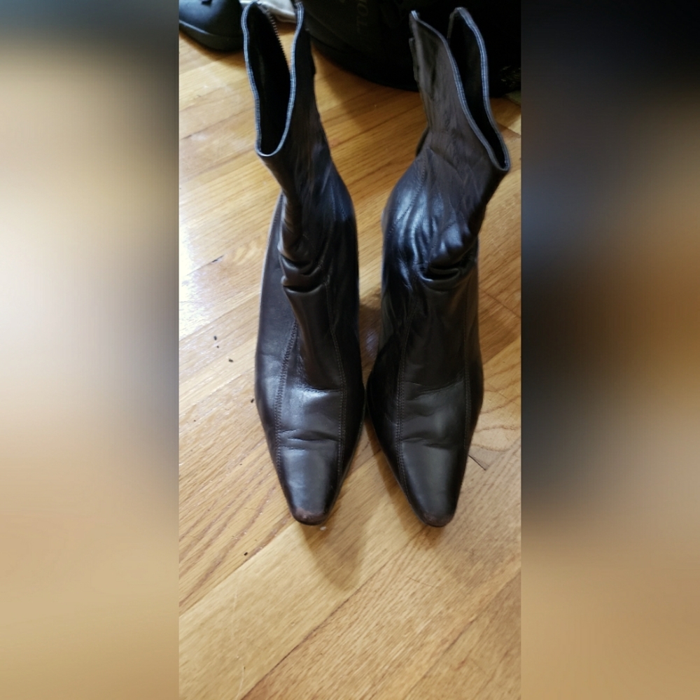Hogan boots brown pointy toes used size 7
